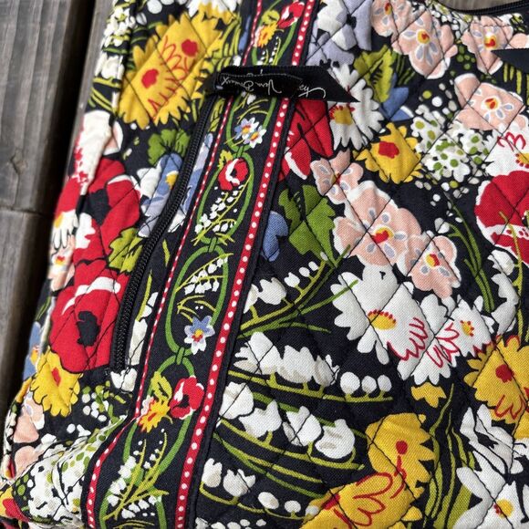 Vera Bradley Black Poppy Print Shoulder Bag purse EUC - Picture 2 of 9